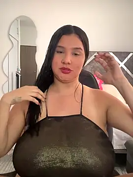 ValleryParker online show from 5, 1, 2026