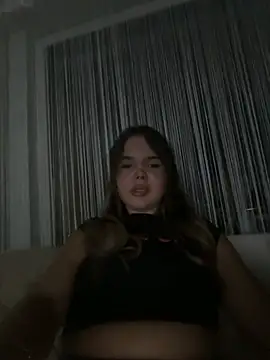 Snapshot of TheCinderella chatting on 19, 7, 2026 TheCinderella online show from 19, 7, 2026