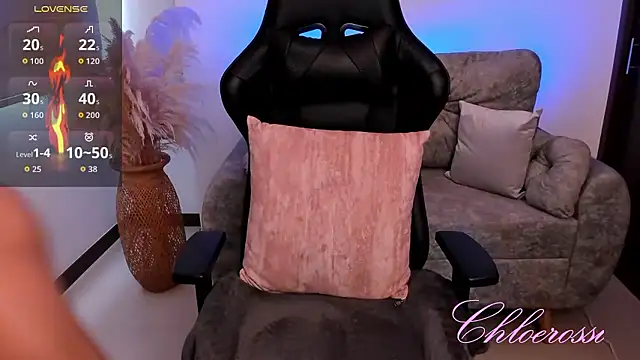 chloerossi online show from 10, 1, 2026