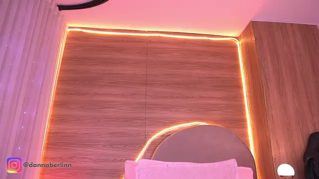 danna berlin  online show from 20, 4, 2026