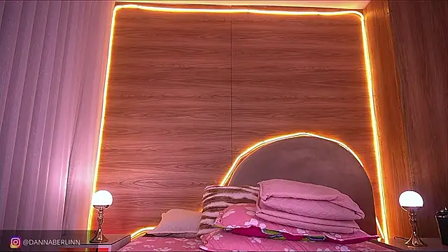 danna berlin  online show from 17, 2, 2026