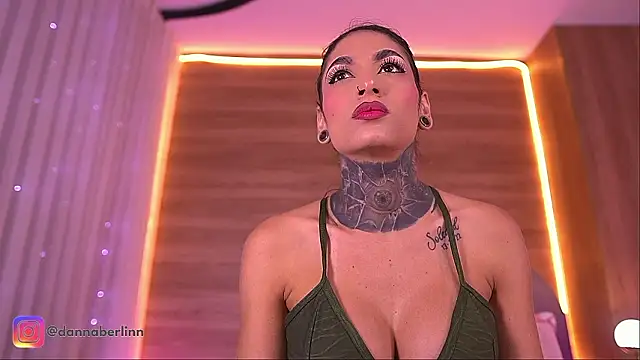 danna berlin  online show from 9, 3, 2026