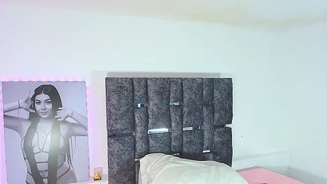 Natasharuso online show from 21, 10, 2025