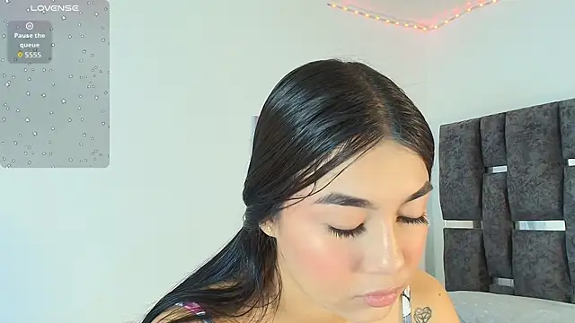 Natasharuso online show from 16, 12, 2025