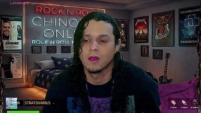 Snapshot of chino_roz chatting on 13, 5, 2026 chino roz online show from 13, 5, 2026