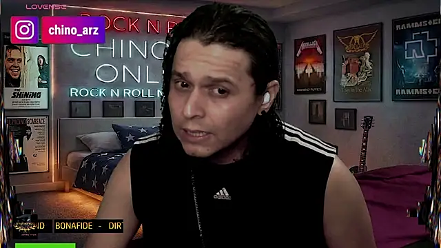 Snapshot of chino_roz chatting on 28, 4, 2026 chino roz online show from 28, 4, 2026