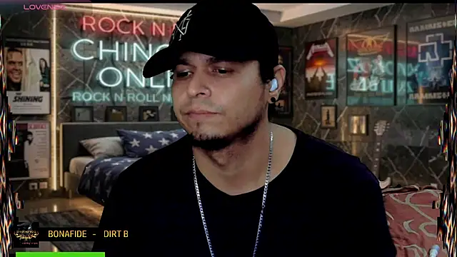 Snapshot of chino_roz chatting on 11, 6, 2026 chino roz online show from 11, 6, 2026