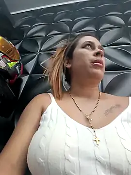 Latina sexy1 online show from 20, 4, 2026