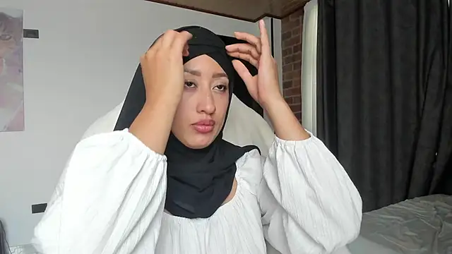 adila anich online show from 9, 1, 2026