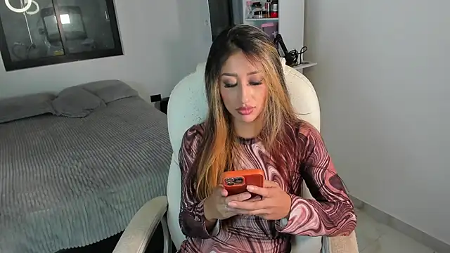 Snapshot of adila_anich chatting on 29, 10, 2025 adila anich online show from 29, 10, 2025