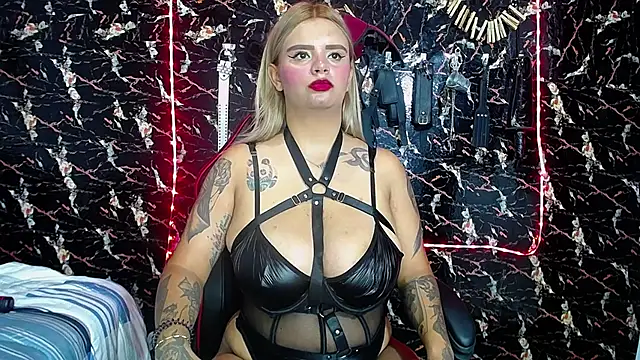 mia boobs hot online show from 25, 10, 2025