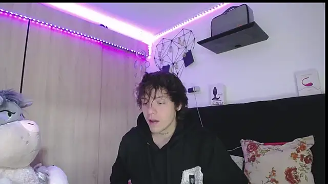 Santiago kiler online show from 20, 3, 2026