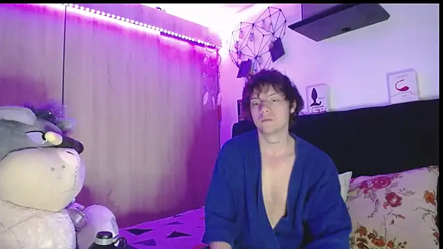 Santiago kiler online show from 24, 3, 2026