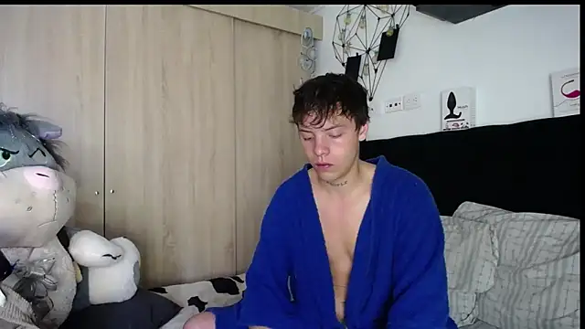 Santiago kiler online show from 6, 11, 2025