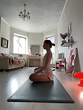 LeyaJohnson online show from 20, 3, 2026