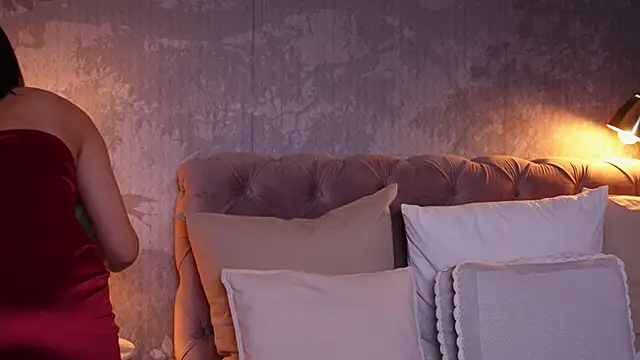 AngelaFay online show from 17, 1, 2025