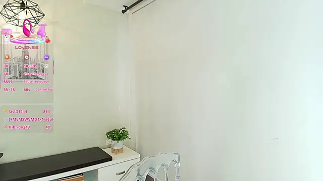 Sassy--Girl online show from 22, 11, 2025