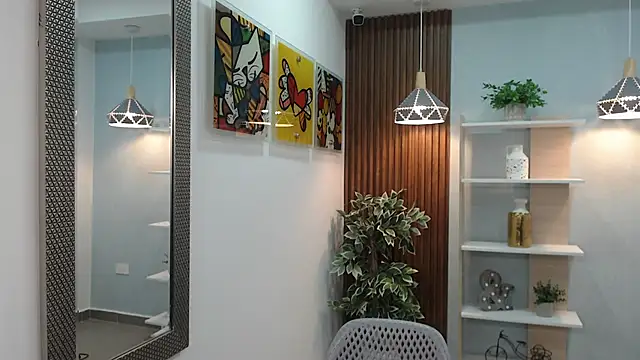 Sassy--Girl online show from 6, 2, 2026