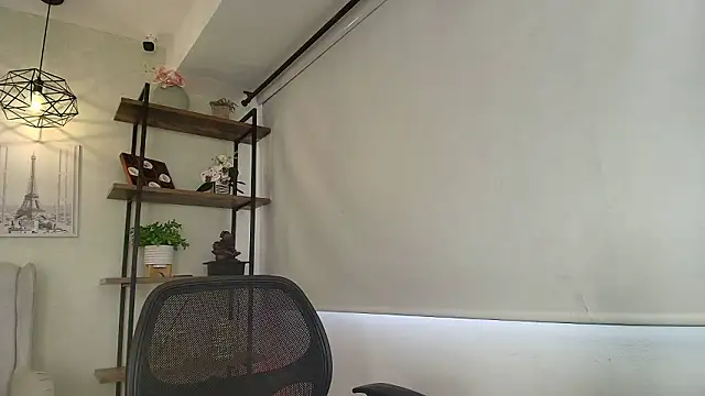 Sassy--Girl online show from 18, 3, 2026