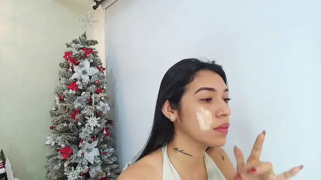 Sassy--Girl online show from 21, 12, 2025