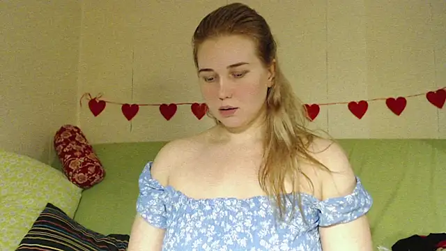 mmmPinUpGirl online show from 21, 2, 2026