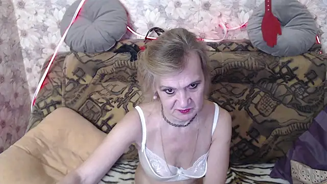 MissBekker online show from 16, 9, 2025