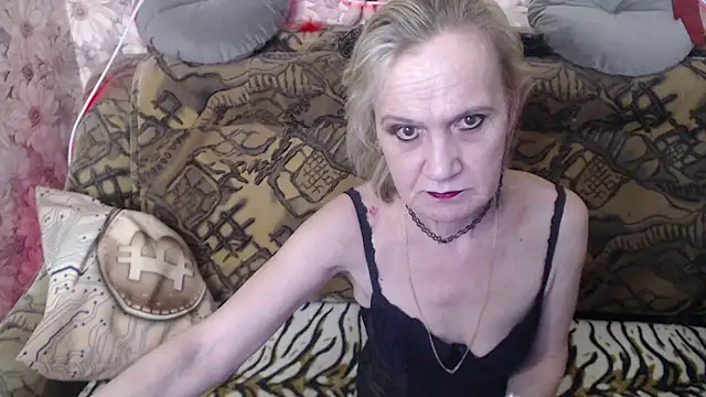 MissBekker online show from 30, 1, 2025