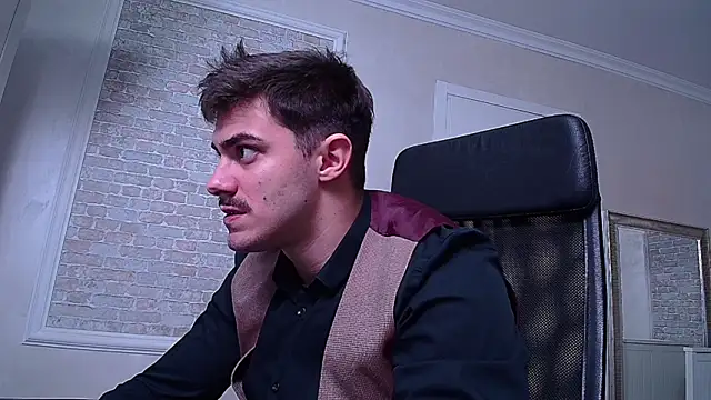 Snapshot of WilsonJules chatting on 17, 1, 2025 WilsonJules online show from 17, 1, 2025