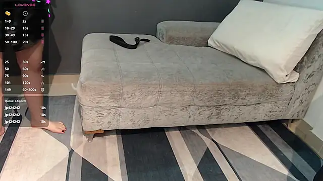 Funny room online show from 9, 3, 2025