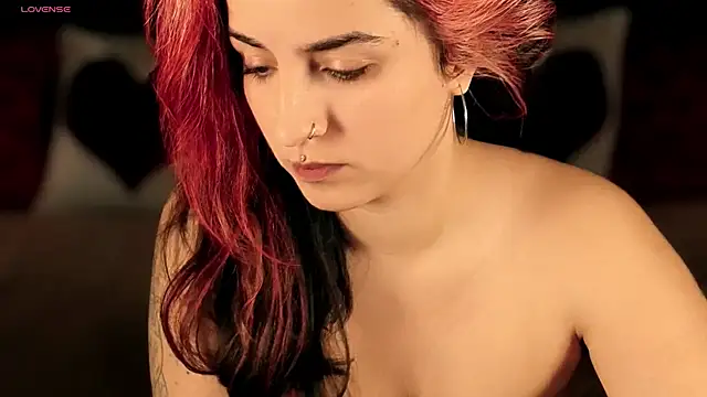 Daphne Moss online show from 29, 3, 2026