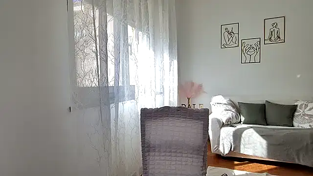 Daleliana online show from 8, 10, 2025