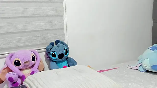 Elizabeth 18  online show from 9, 1, 2026