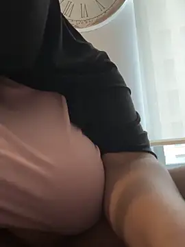 Submissive Arab online show from 9, 5, 2026