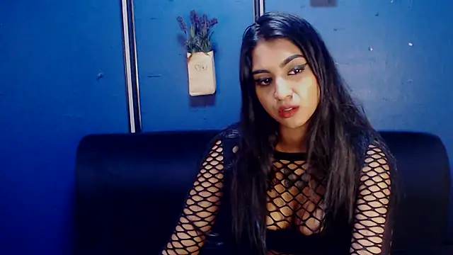 Delilah Blazee online show from 14, 3, 2025