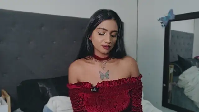 Delilah Blazee online show from 31, 5, 2026