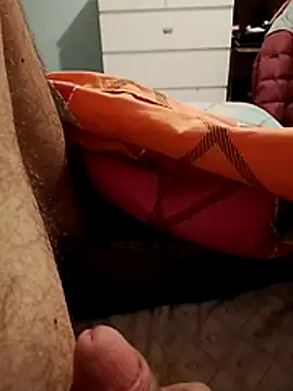 Snapshot of jon763 chatting on 5, 4, 2026 jon763 online show from 5, 4, 2026