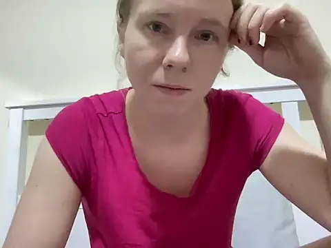 SweetLucy96 online show from 2, 12, 2025