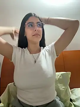  Niah  online show from 22, 2, 2026