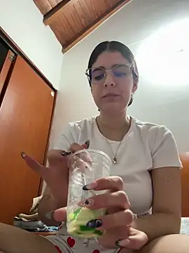  Niah  online show from 7, 2, 2026