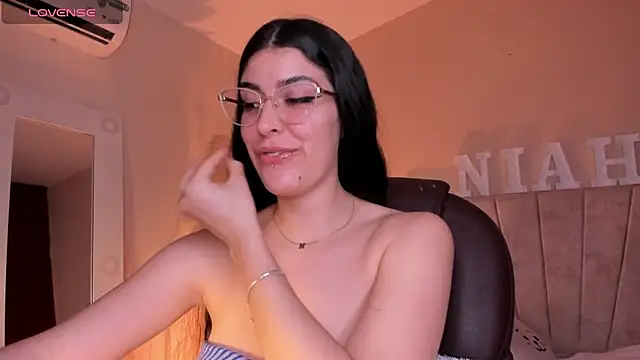  Niah  online show from 11, 3, 2025