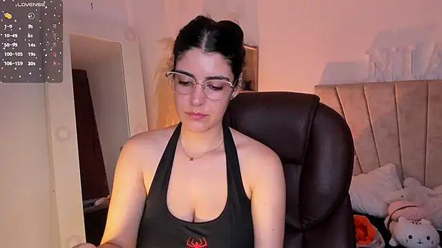  Niah  online show from 28, 2, 2025