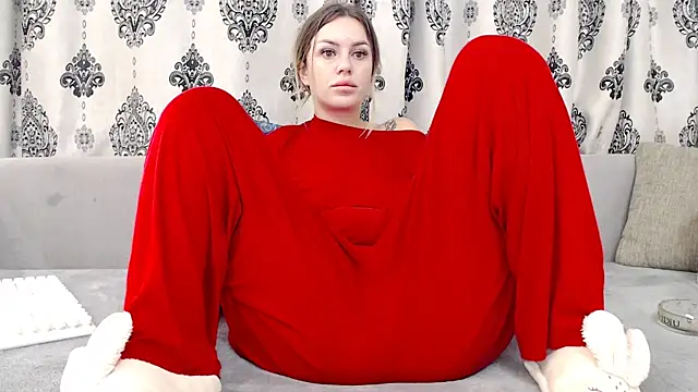 Snapshot of sweetdaiana23 chatting on 17, 11, 2025 sweetdaiana23 online show from 17, 11, 2025