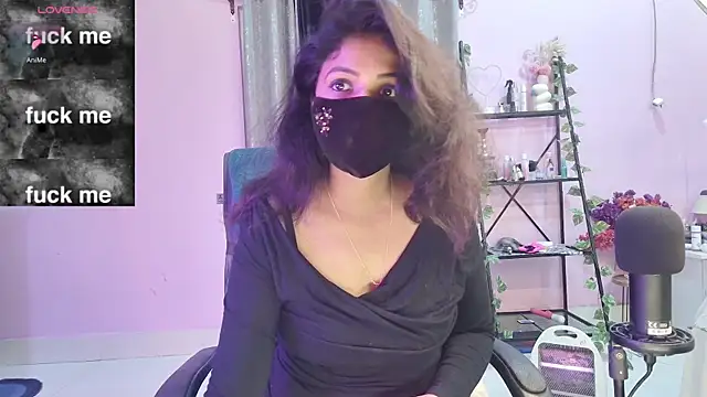 Naughty nightz online show from 13, 11, 2025