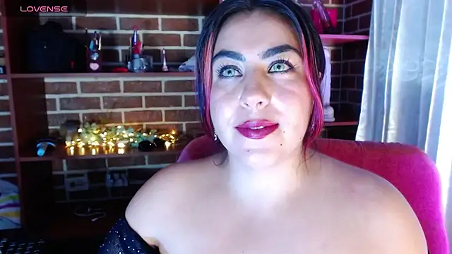 Snapshot of gatuwildhott chatting on 29, 6, 2026 gatuwildhott online show from 29, 6, 2026