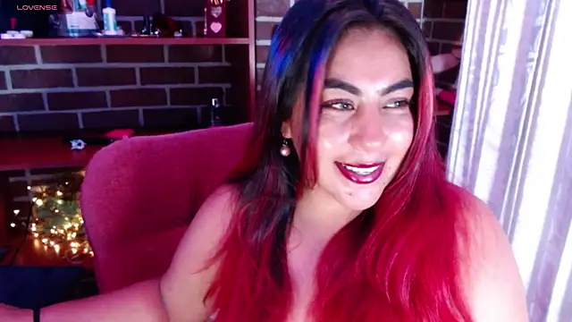 Snapshot of gatuwildhott chatting on 28, 7, 2026 gatuwildhott online show from 28, 7, 2026