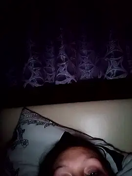 LeilaSaint online show from 7, 10, 2025