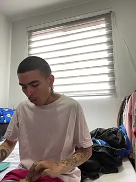 sorry-mom69 online show from 8, 10, 2025