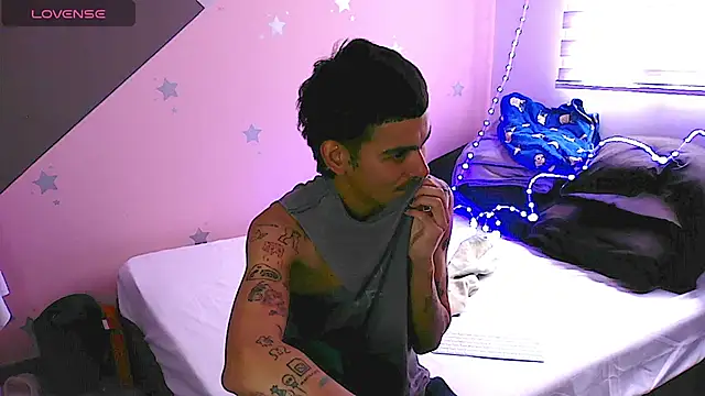 sorry-mom69 online show from 1, 12, 2024