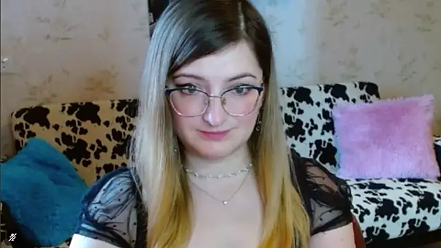 Snapshot of Arielsssplash chatting on 19, 9, 2025 Arielsssplash online show from 19, 9, 2025