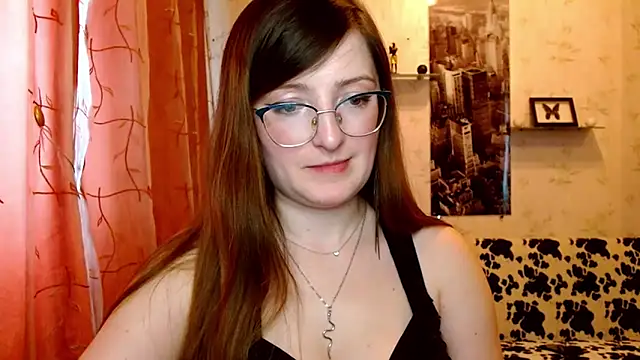 Snapshot of Arielsssplash chatting on 4, 2, 2025 Arielsssplash online show from 4, 2, 2025